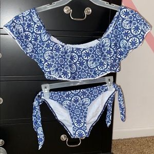 BOHO OFF THE SHOULDER BIKINI 💙🤍